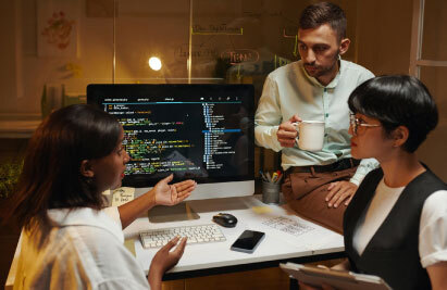 Key Benefits of Hiring a Custom Software Development Team